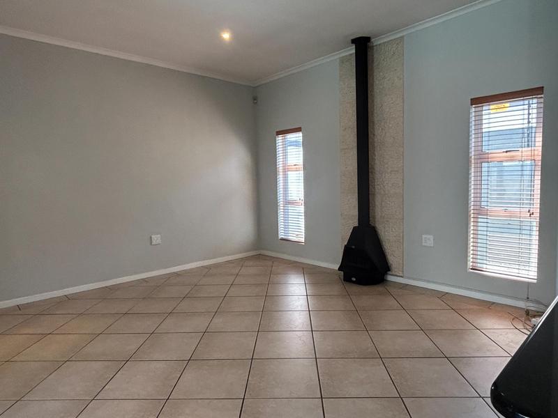 To Let 3 Bedroom Property for Rent in Parklands Western Cape
